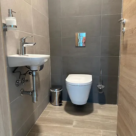 Apartment Elinor - 3 *