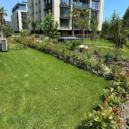 Elinor - 3 Apartment